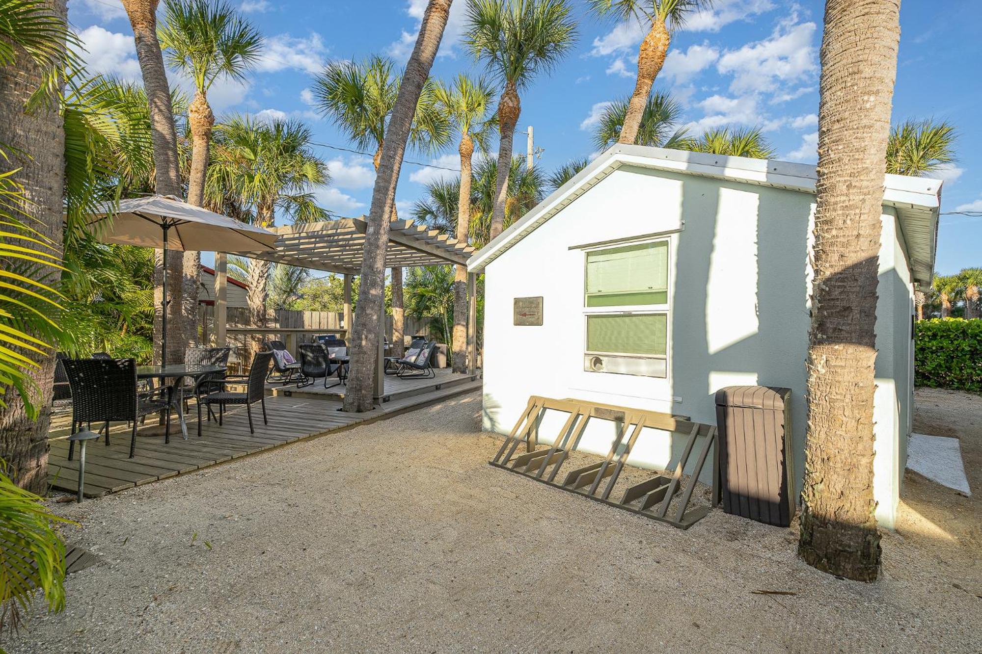 Wonderful Place Wprivate Patio Next To The Beach Cocoa Beach Exterior photo