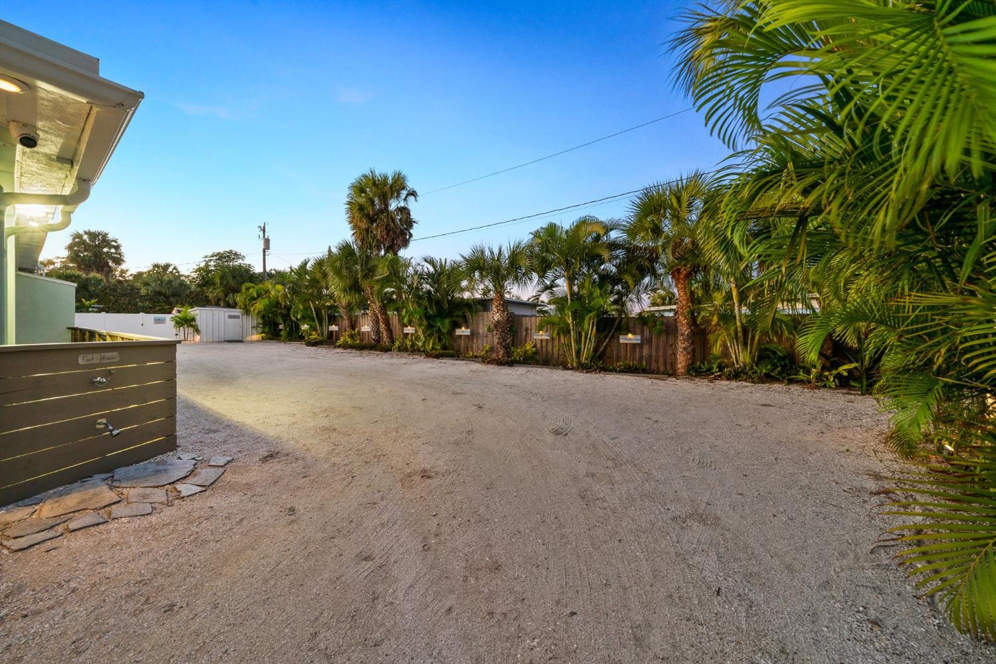 Wonderful Place Wprivate Patio Next To The Beach Cocoa Beach Exterior photo